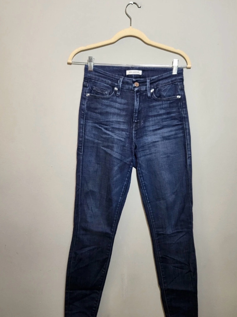 Good American Good Waist Crop Dark Blue Wash Jeans- Women’s Size 2
